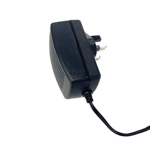 IVP030-650-S 12V 2.5A Power Supply AC to DC Adapter