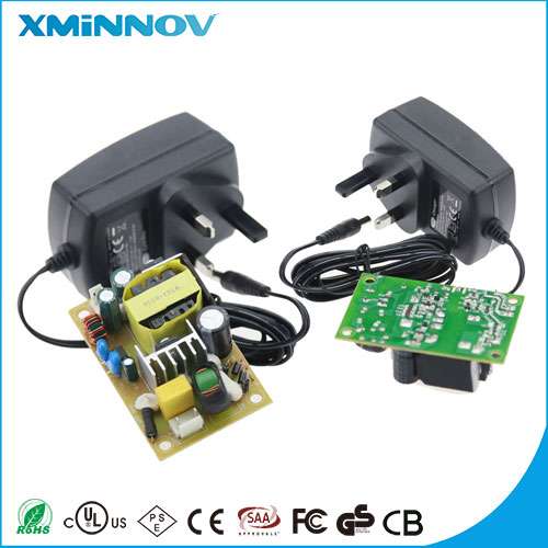 Professional 24V DC 1A 18 Channel Boxed CCTV Power Supply Unit DC24V 1A High Capacitor  Power Supply Adapter Charger BS
